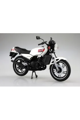 YAMAHA RZ250 NEW PEARL WHITE VERSION FIGURA 17,5 CM YAMAHA 1/12 SCALE