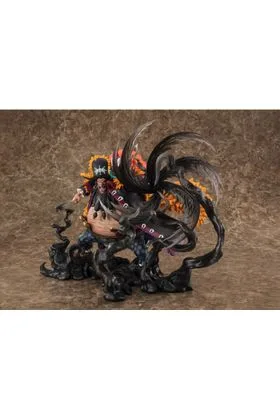 MARSHALL D. TEACH -KUROUZU- EXTRA BATTLE FIGURA 24 CM ONE PIECE FIGUARTS ZERO