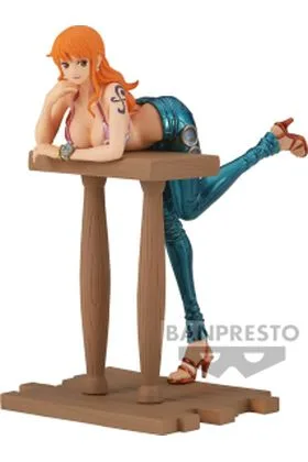 NAMI FIG 15 CM ONE PIECE GRANDLINE JOURNEY