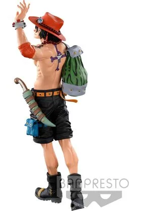 PORTGAS D. ACE (ORIGINAL) FIG 30 CM ONE PIECE WORLD COLOSSEUM 3 SUPER MASTER STARS PIECE