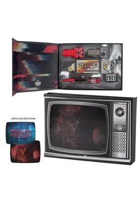 RETRO TV SET DE PAPELERÍA STRANGER THINGS