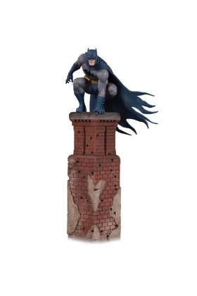 BATMAN DARK KNIGHT ESTATUA 25 CM MULTI-PART UNIVERSO DC BAT-FAMILY