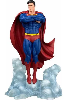 SUPERMAN ASCENDANT DIORAMA PVC FIGURA 25 CM DC COMIC GALLERY UNIVERSO DC
