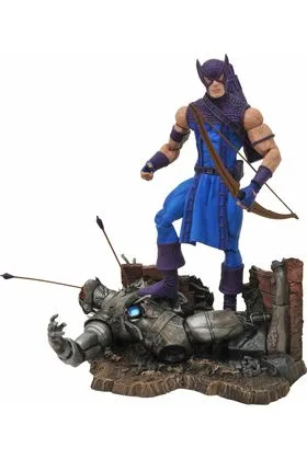OJO DE HALCON HAWKEYE FIGURA 18 CM MARVEL SELECT