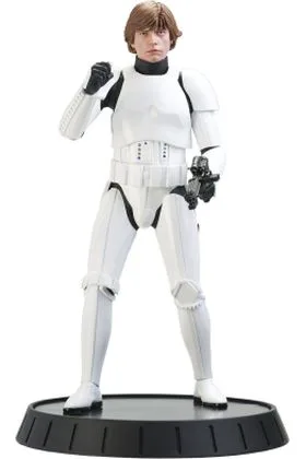 LUKE IN STORMTROOPER DISGUISE STATUE 30,5 CM STAR WARS: A NEW HOPE MILESTONES PREVIEWS EXC