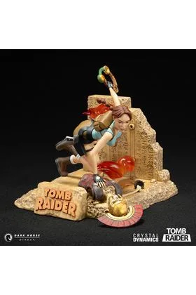 LARA CROFT STATUE 16,5 CM TOMB RAIDER