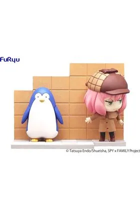 ANYA AND PENGUIN FIG 10 CM SPY X FAMILY HOLD FIGURE
