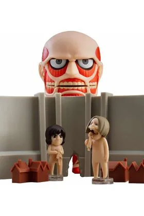 COLOSSAL TITAN RENEWAL SET 10 CM ATTACK ON TITAN NENDOROID