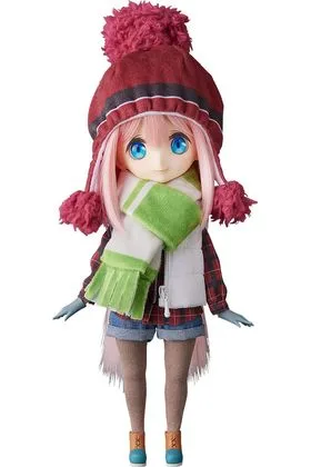 NADESHIKO KAGAMIHARA FIGURA 23 CM LAID-BACK CAMP HARMONIA HUMMING