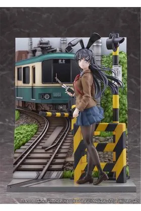 MAI SAKURAJIMA FIGURA 18 CM YOUTH PIG BASTARD DOESN'T DREAM BUNNY GIRL SENIOR 1/7 SCALE