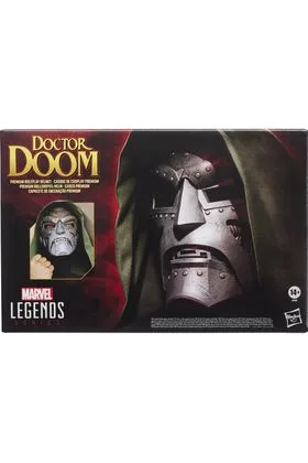 DOCTOR DOOM CASCO RÉPLICA 1:1 FANTASTIC 4 MARVEL LEGENDS SERIES