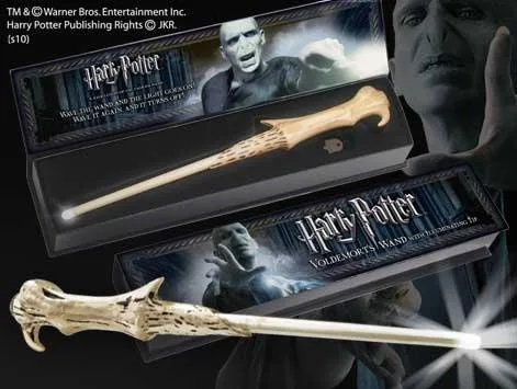 LORD VOLDEMORT VARITA DE CON LUZ 35 CM, RÉPLICA HARRY POTTER
