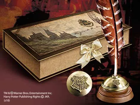 HOGWARTS  PLUMA Y TINTERO EN CAJA COLECCIONISTA  HARRY POTTER