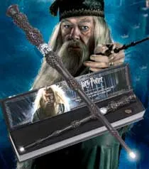 ALBUS DUMBLEDOREVARITA CON LUZ 35 CM, RÉPLICA HARRY POTTER