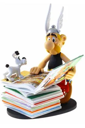 ASTERIX MIRANDO PILA DE COMICS FIG. 22,5 CM ASTERIX RE-RUN